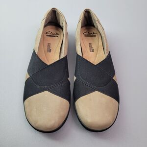 Clarks Beige and Black Flats